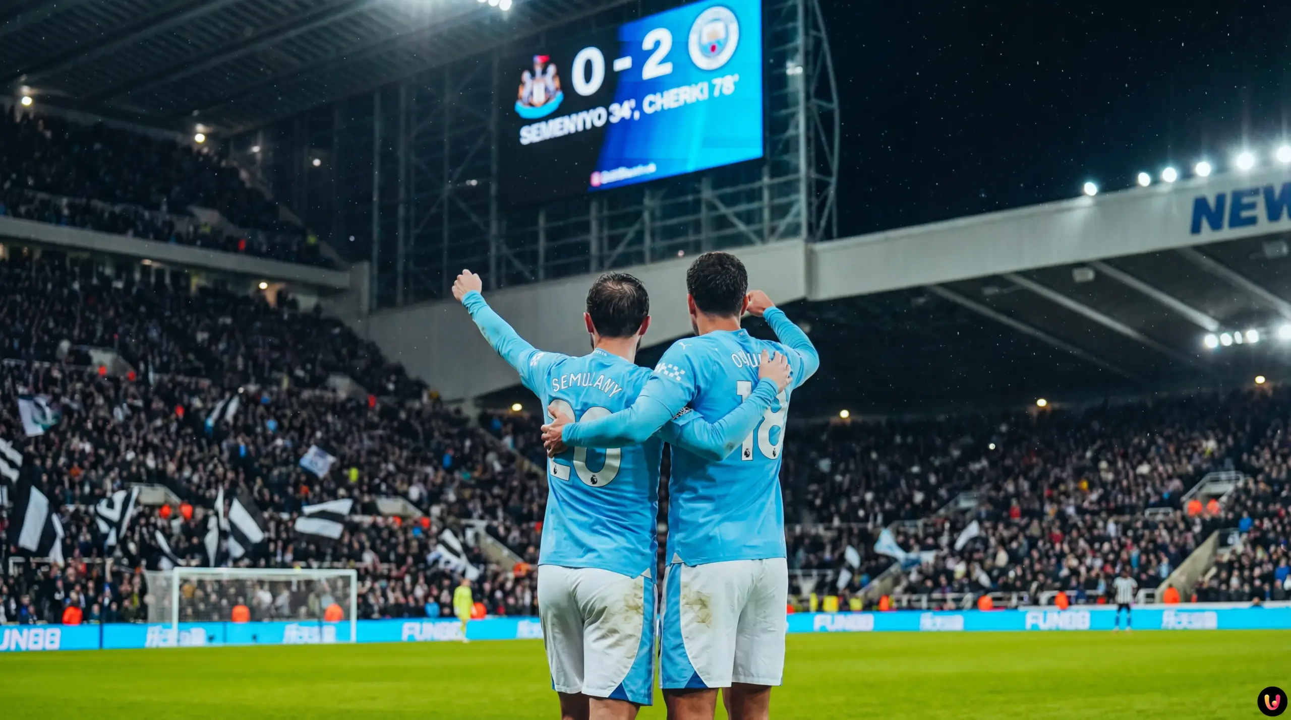 Antoine Semenyo et Rayan Cherki c&eacute;l&eacute;brant le but contre Newcastle