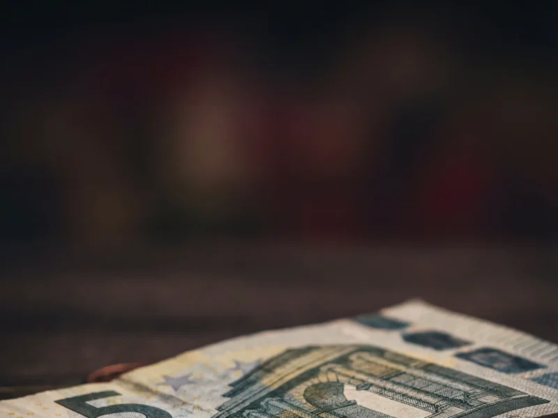 Pinterest: Amazon: 16mila licenziamenti per finanziare la rivoluzione AI