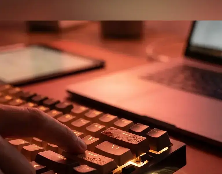 Pinterest: Como fazer a chave de abertura e fechamento ({ }): Guia para PC, Mac e Smartphone